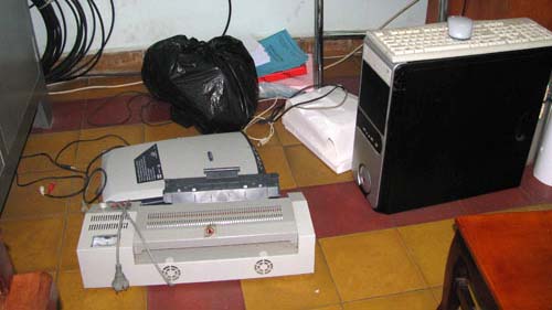 Phá đường dây làm giấy tờ giả xe máy liên tỉnh